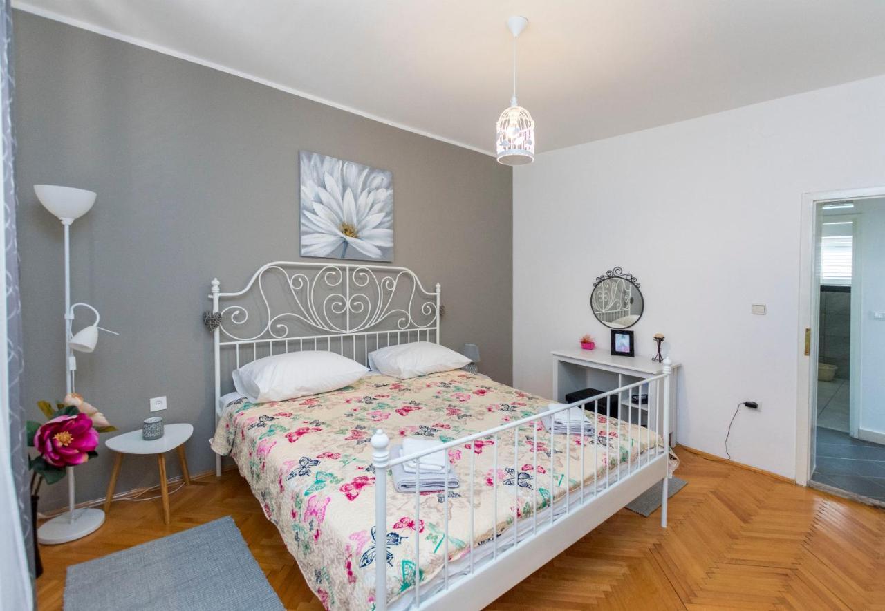 Apartments Zmika プリモシュテン エクステリア 写真