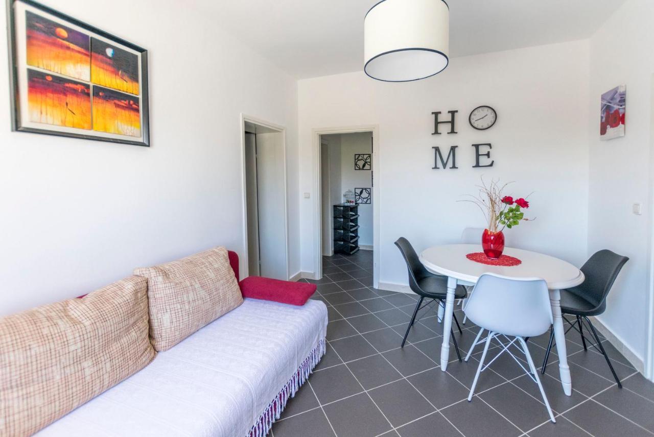 Apartments Zmika プリモシュテン エクステリア 写真